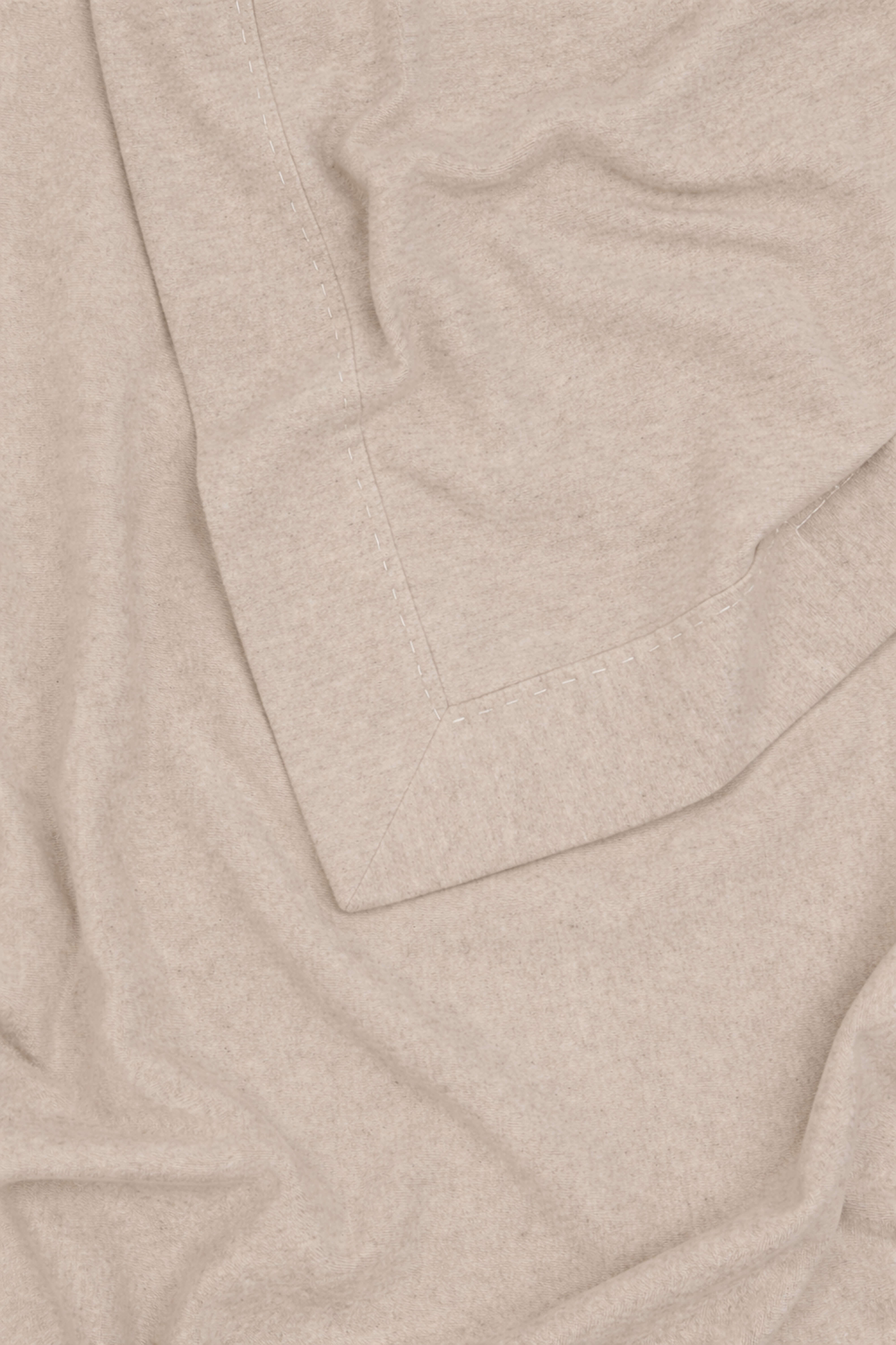 Chicago: cashmere blanket with stitched edge - Beige
