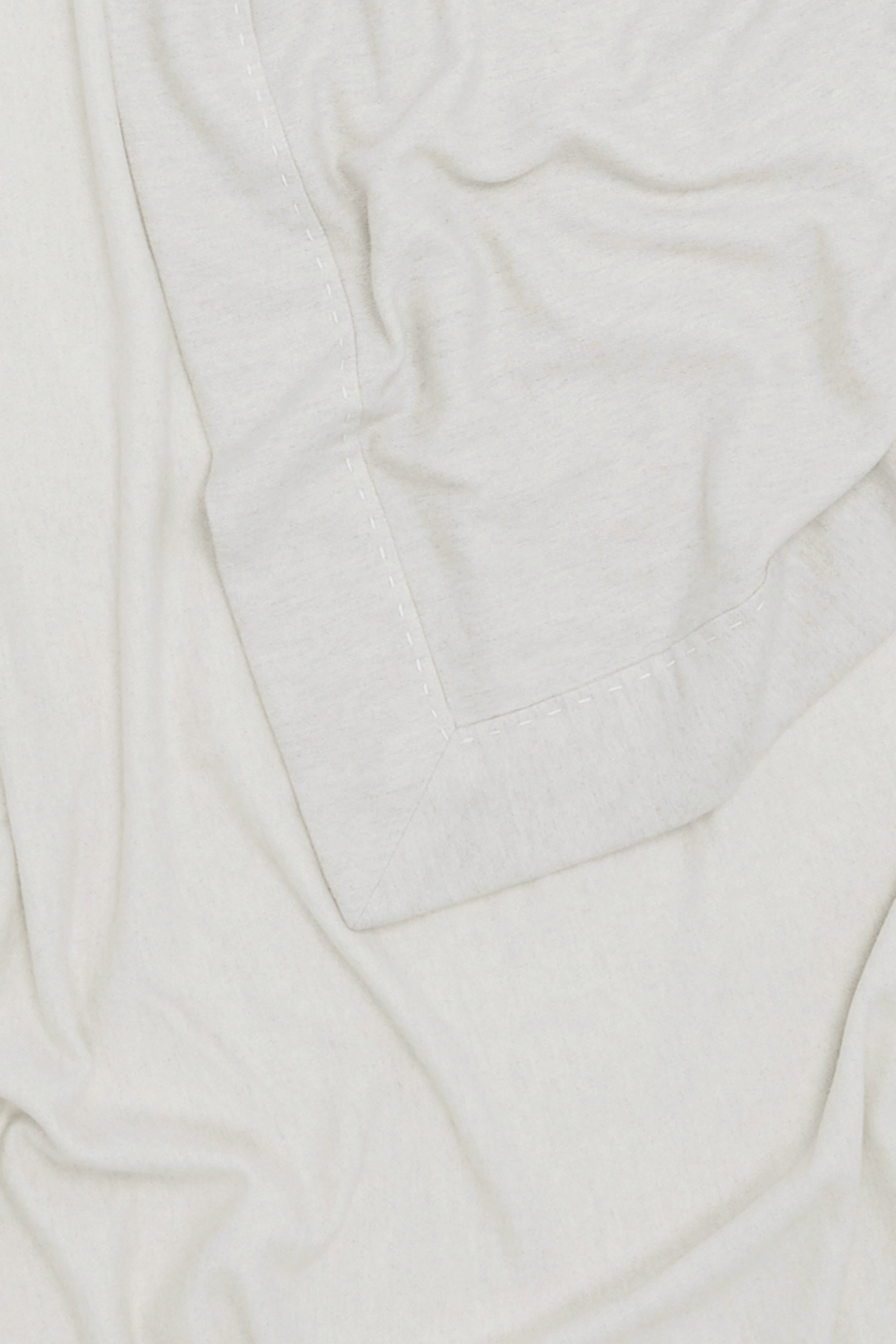 Chicago: cashmere blanket with stitched edge - Light Grey