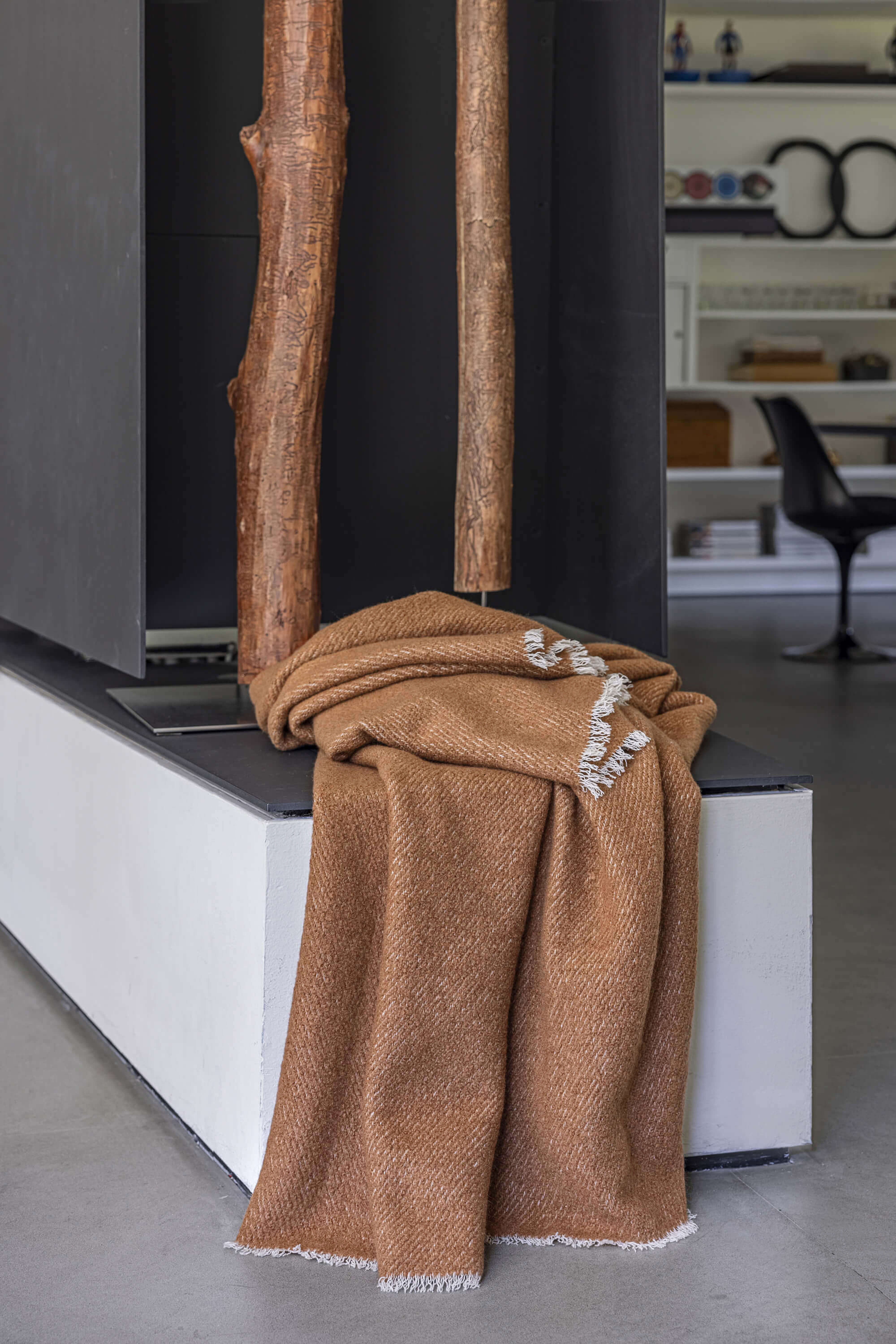 Region: cashmere & silk textured throw - Vicuna