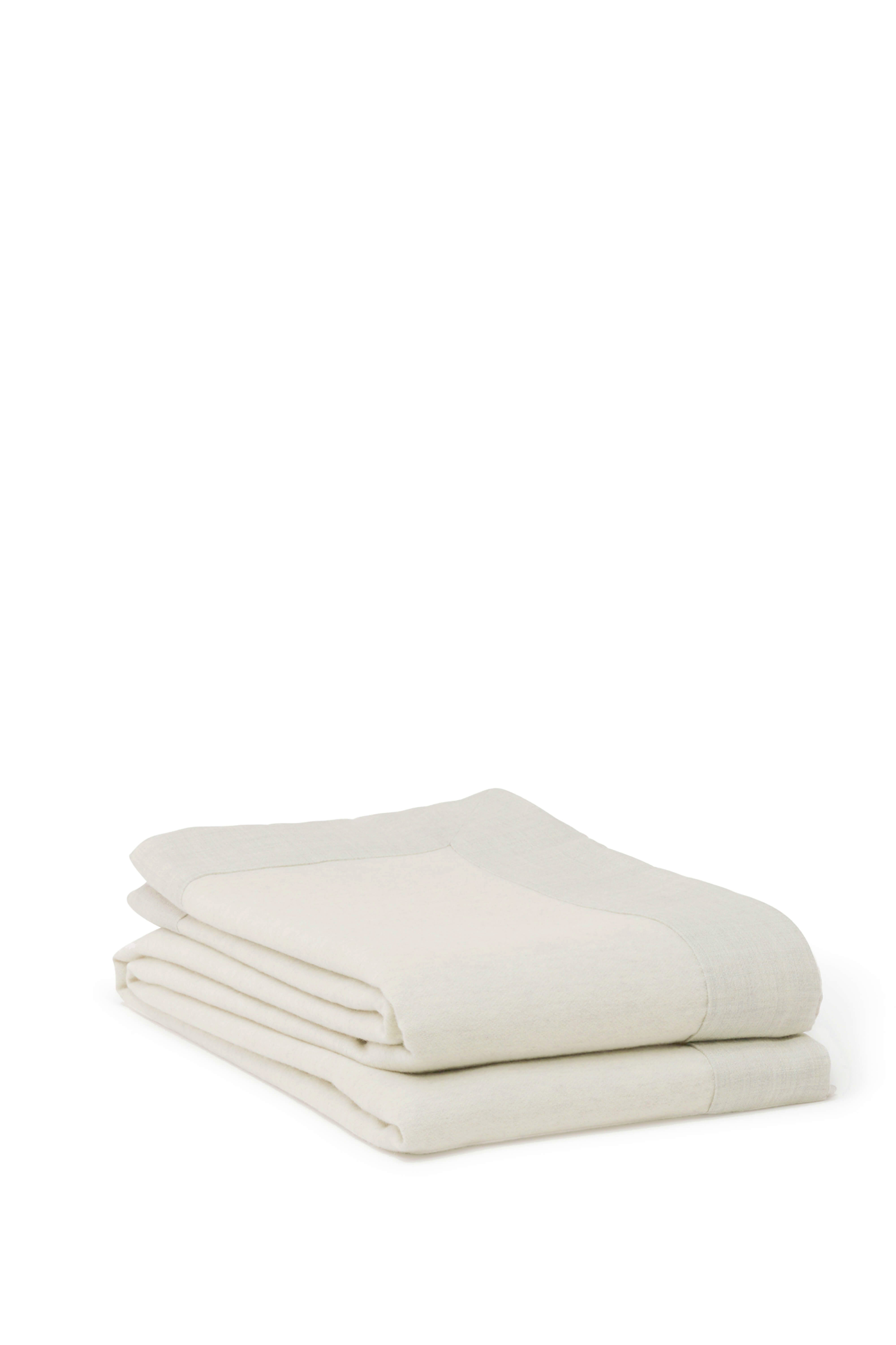 New York: cashmere blanket - Ecru