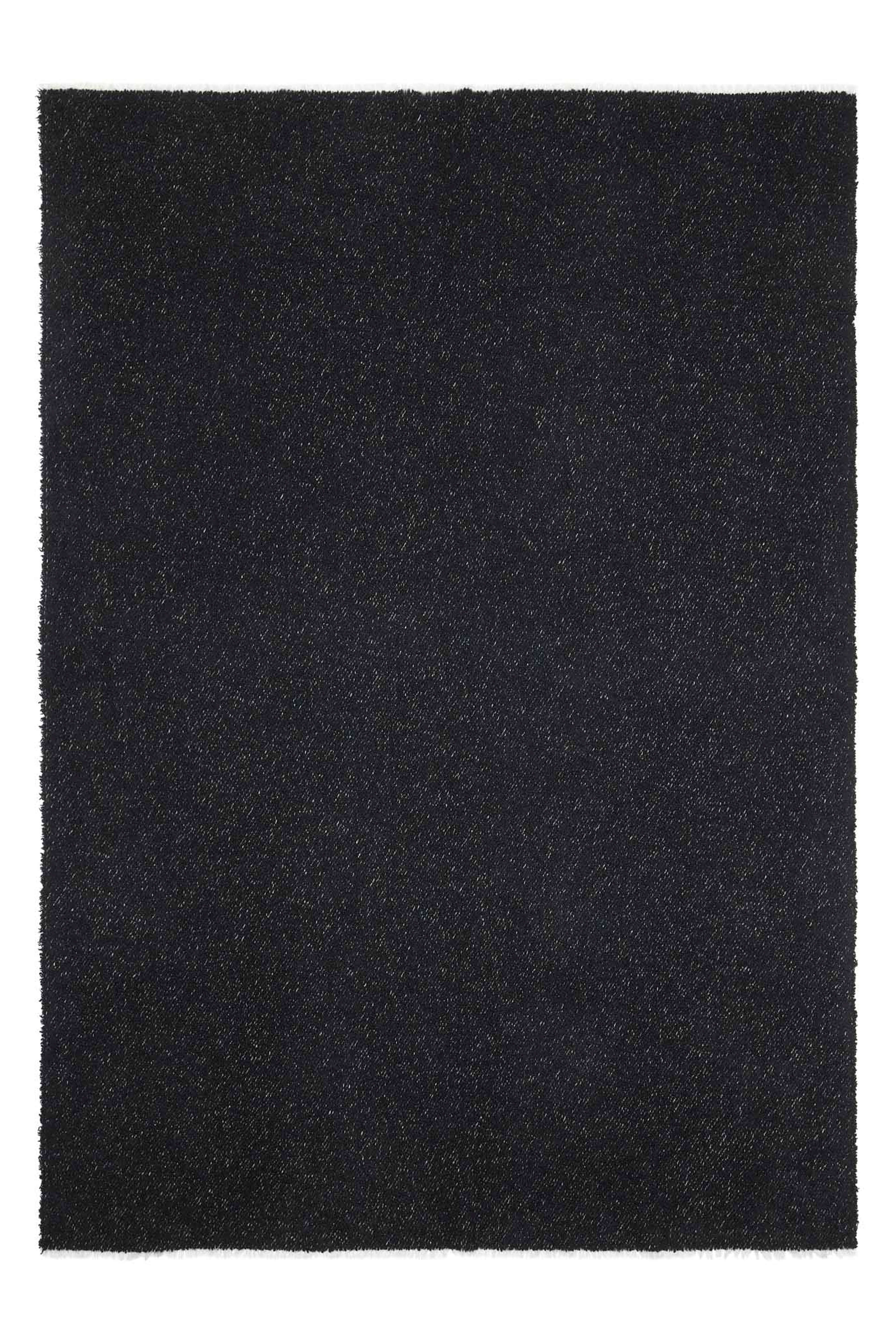 Region: cashmere & silk textured throw - Black