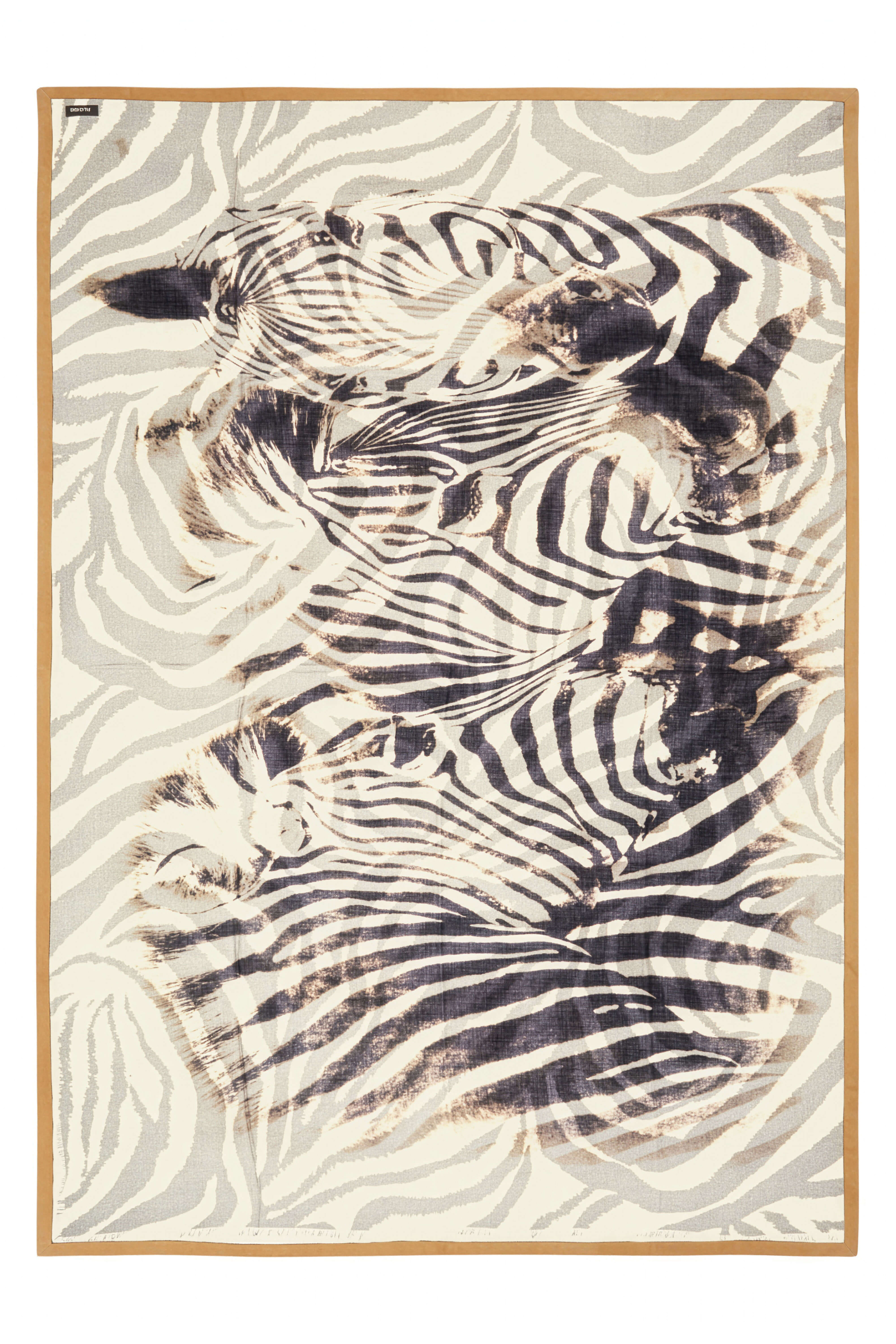 Zebra: cashmere double sided printed throw - Black / White